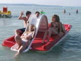 Strände am Balaton / Wasserwelt - Treetbootverleih in fast allen Ferienorten,die Herren müssen Ihre Damen aber selber mitbringen!