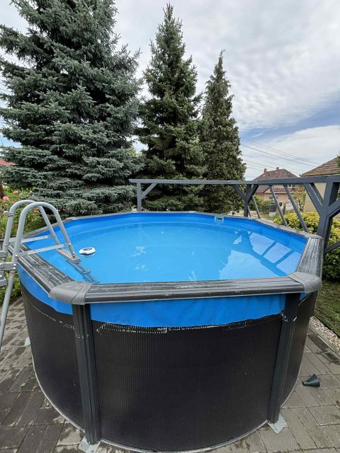 Fonyod: Modernes, neuwertiges Ferienhaus mit Jakuzzi / Pool, Klima, Internet, alleinige Nutzung max. 6 Pers. - 