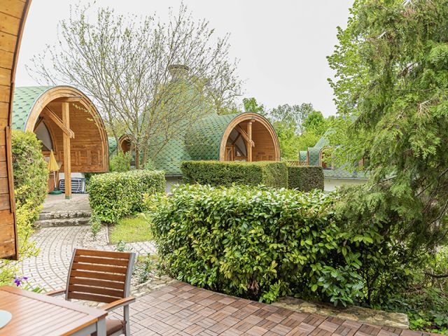 Balatonudvari: Exclusive Bungalowanlage bis 46 Personen, seenah, nah zum neuen Balaton Golfplatz! TIPP - Ferienhaus in Ungarn am See